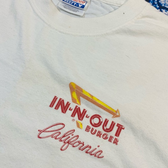Vintage 2002 In N Out Burger California shirt size Small - Picture 4 of 7